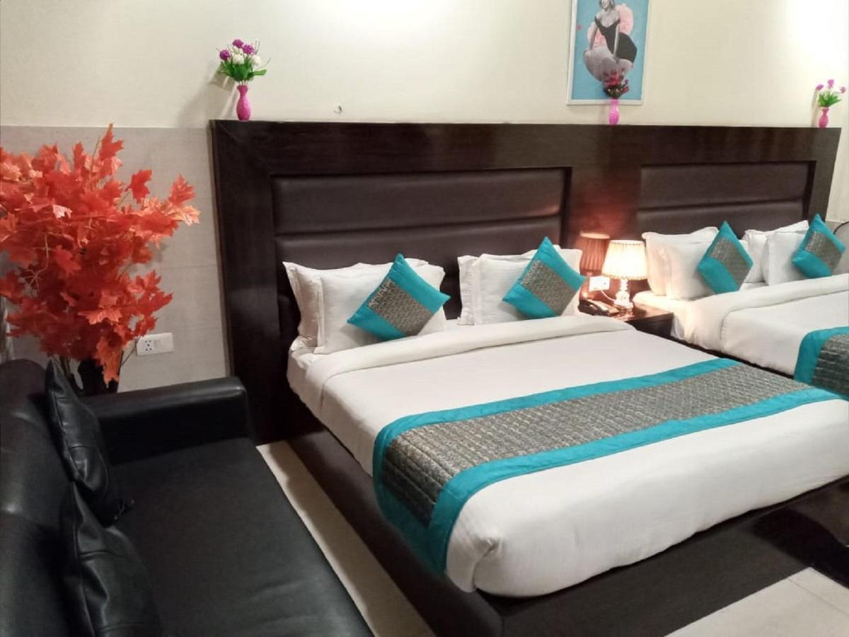 Отель Vivah Residency Нью-Дели Экстерьер фото