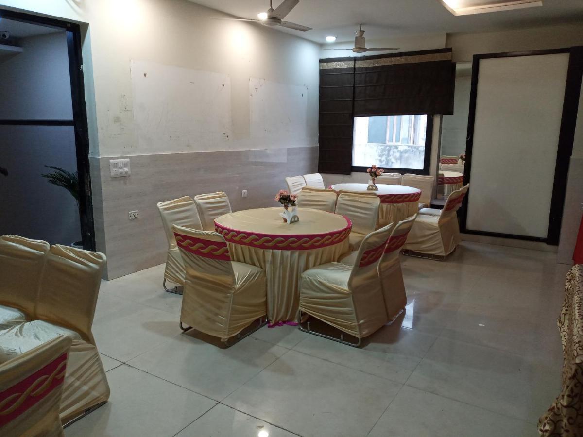 Отель Vivah Residency Нью-Дели Экстерьер фото