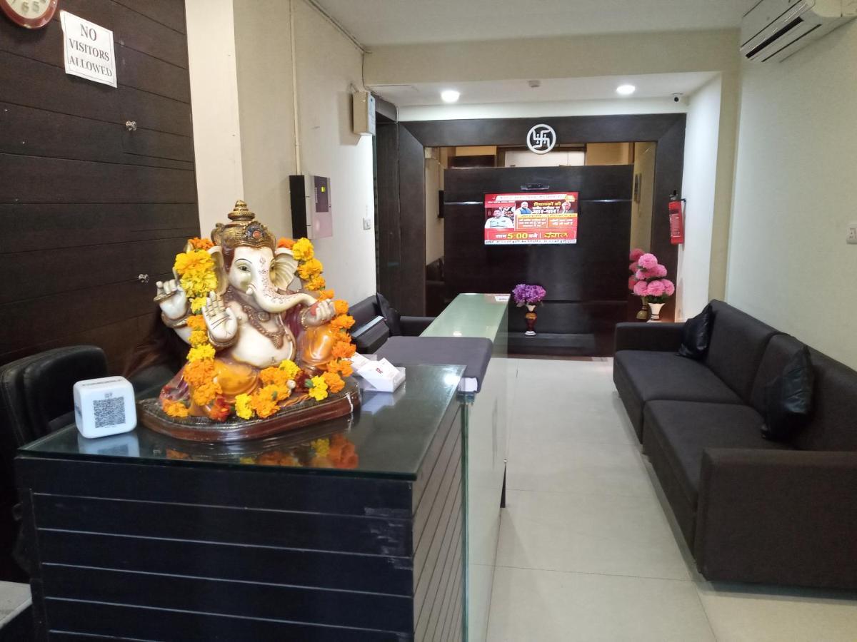 Отель Vivah Residency Нью-Дели Экстерьер фото